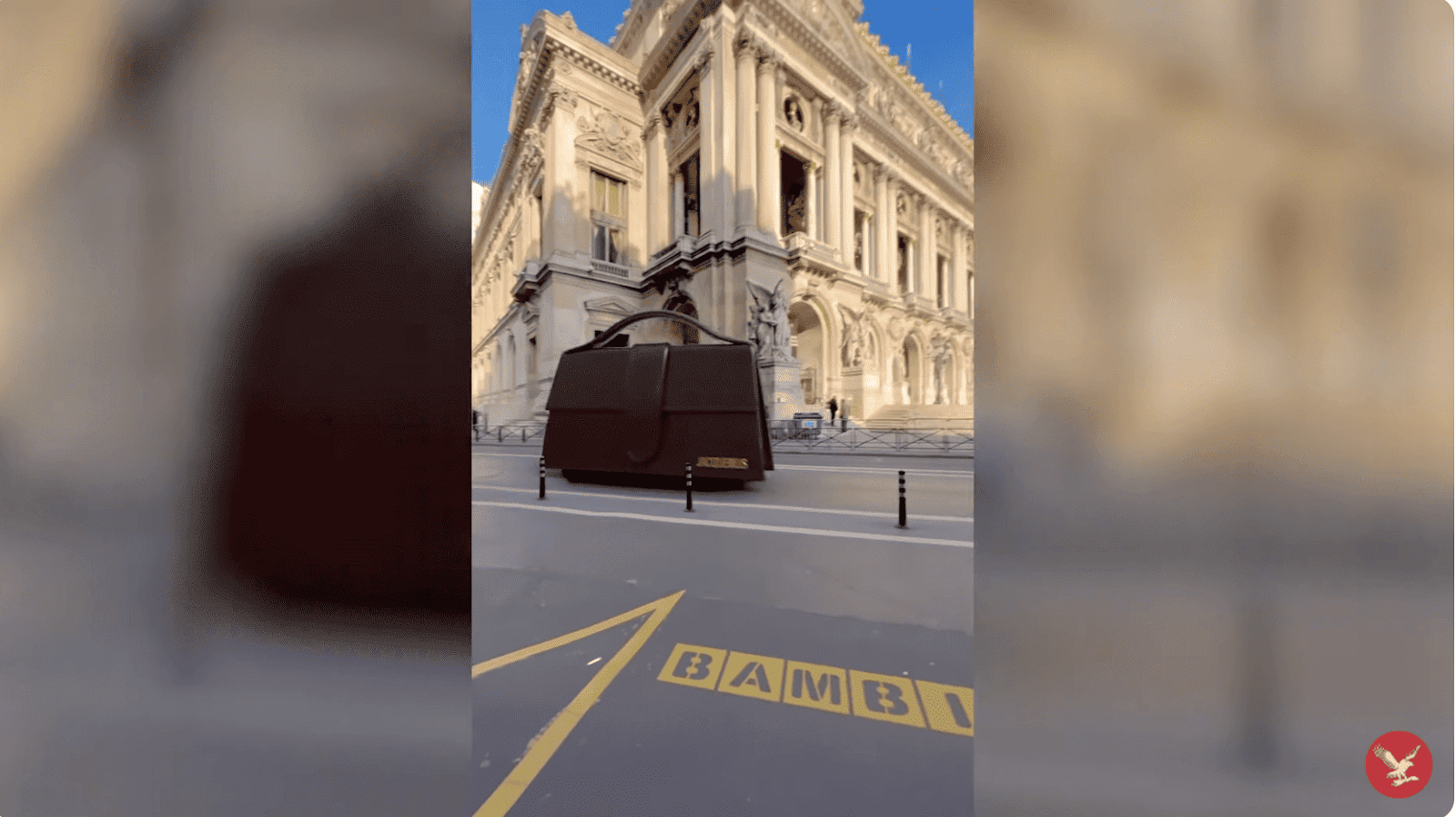 Vidéo virale avec le sac Bambino de Jacquemus